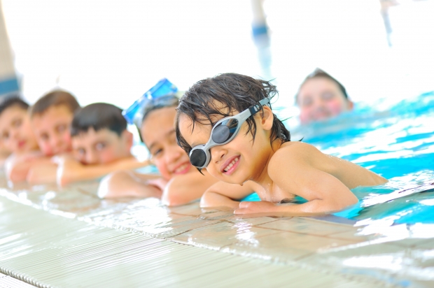 Нужна ли справка в бассейн детям?